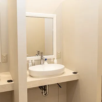 ルラ美容クリニック 神戸院のプロファイロを受けた後のパウダールーム