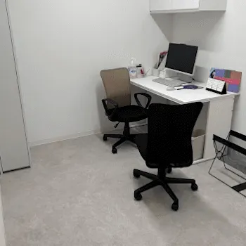 ルラ(LULA)美容クリニック 京都院のケミカルピーリングを受ける前の診察室