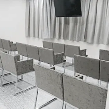 品川スキンクリニック 京都院のケミカルピーリングを受ける前の待合室