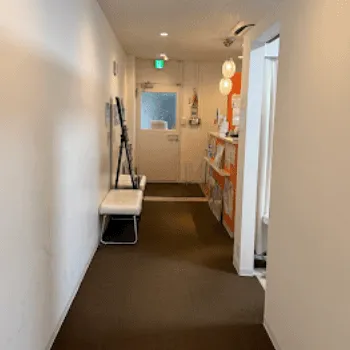 くみこクリニック 京都2院のフォトフェイシャルを受ける前の廊下