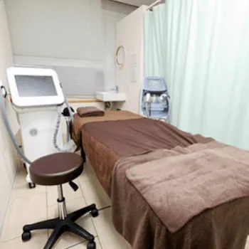 くみこクリニック 京都2院のフォトフェイシャルを受ける施術室