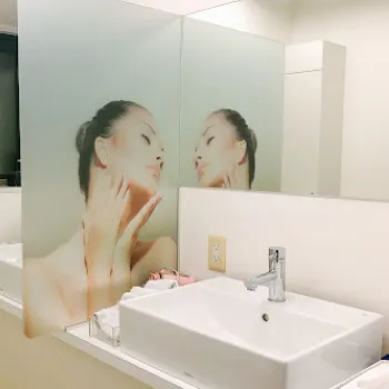 共立美容外科 京都院のフォトフェイシャルを受けた後のパウダールーム