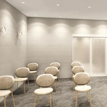 あおばクリニック 京都四条河原町院のピコトーニングを受ける前の待合室