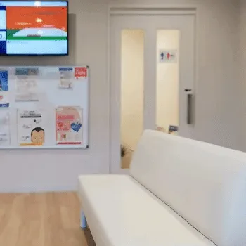 あや皮フ科クリニックのピコトーニングを受ける前の待合室
