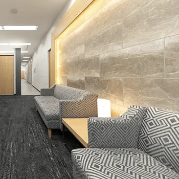 大美会クリニック 京都烏丸院のプルリアルデンシファイを受ける前の待合室