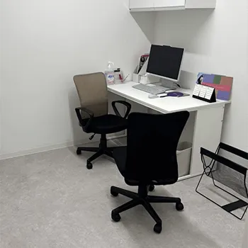 ルラ美容クリニック 京都院のプルリアルデンシファイを受ける前のカウンセリングルーム