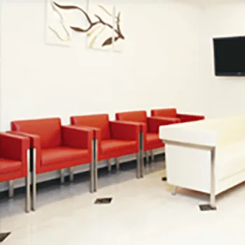 おのまりこ皮膚科クリニックのプルリアルデンシファイを受ける前の待合室