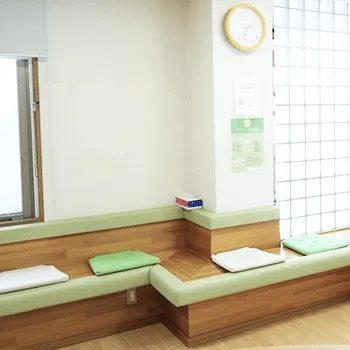 にしかわ内科医院のプロファイロを受ける前の待合室