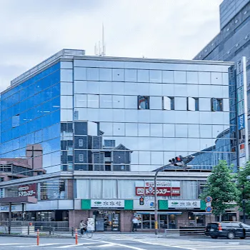 TCB東京中央美容外科 京都2院の白玉点滴・注射を受けるクリニックが入っているビルの外観