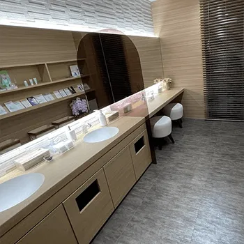 うらた皮膚科クリニックの脂肪冷却を受けた後のパウダールーム