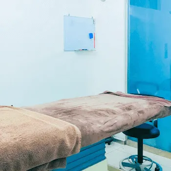 共立美容外科 名古屋院のフォトフェイシャルを受ける施術室