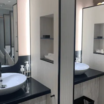 品川美容外科 名古屋2院のフォトフェイシャルを受けた後のパウダールーム