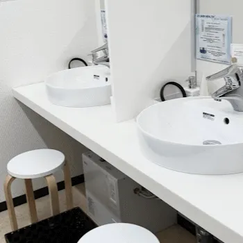 椿クリニック名古屋院のフォトフェイシャルを受けた後のパウダールーム