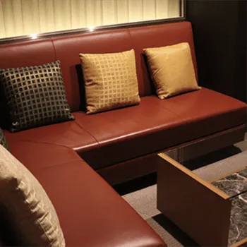 金山美容クリニックのプルリアルデンシファイを受ける前の待合室