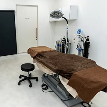 ルラ美容クリニック 名古屋3院のプロファイロを受ける施術室