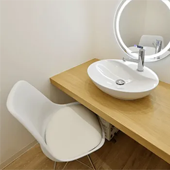 まゆりなクリニック 名古屋栄のプロファイロを受けた後のパウダールーム