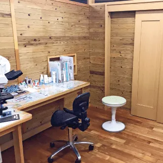 北部皮フ科クリニックのケミカルピーリングを受ける前の診察室