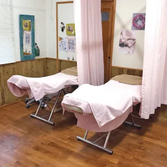 北部皮フ科クリニックのケミカルピーリングを受ける施術室