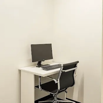 TCB東京中央美容外科 那覇院のケミカルピーリングを受ける前の診察室