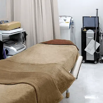 ジョウクリニック 那覇院のジャルプロスーパーハイドロを受ける施術室