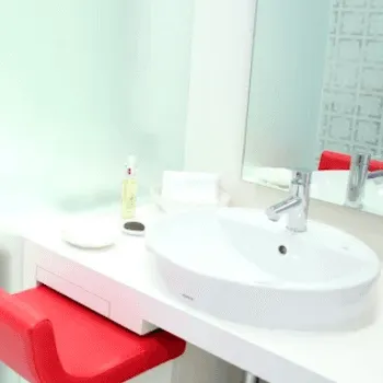 野本真由美スキンケアクリニックのケミカルピーリングを受けた後のパウダールーム