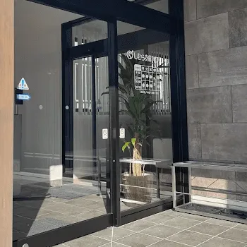 しむら皮膚科クリニックの入口の様子