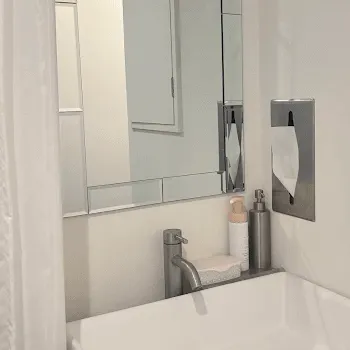 ルラ美容クリニック 新潟院のジャルプロスーパーハイドロを受けた後のパウダールーム