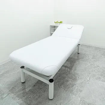 TCB東京中央美容外科 新潟院の白玉点滴・注射を受ける施術室