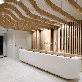 沖縄スキンケアクリニックのリズネを受ける前の受付