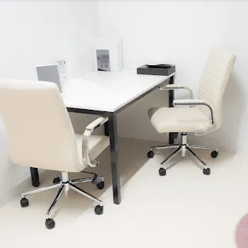 東京美容外科 沖縄院のミラドライを受ける前のカウンセリングルーム