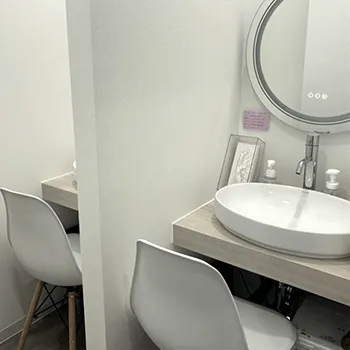 ルラ美容クリニック 沖縄院のプルリアルデンシファイを受けた後のパウダールーム