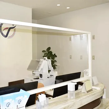 貴クリニックのプルリアルデンシファイを受ける前の受付