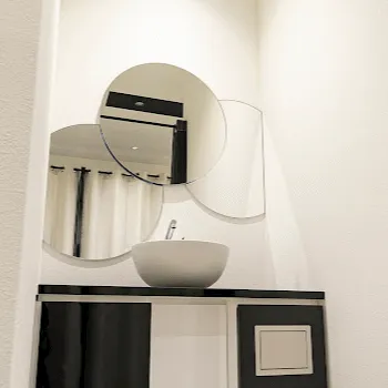 TCB東京中央美容外科 那霸院の白玉点滴・注射を受けた後のパウダールーム