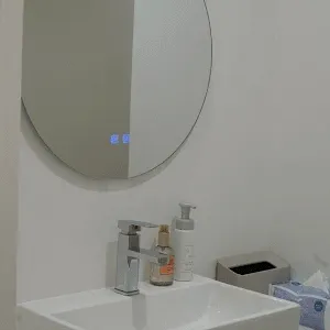 MSA美容外科のサブシジョンを受けた後のパウダールーム