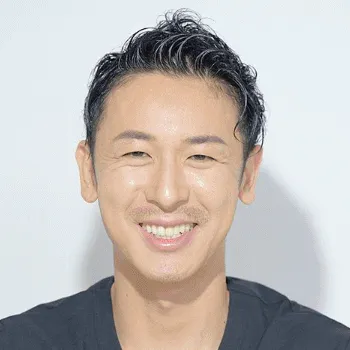 LIGHT CLINIC 大阪院の脂肪冷却を担当する医師