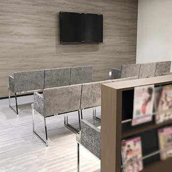 品川美容外科 大阪1院のエリシスセンスを受ける前の待合室