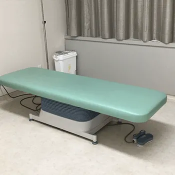 品川美容外科 大阪1院のエリシスセンスを受ける施術室