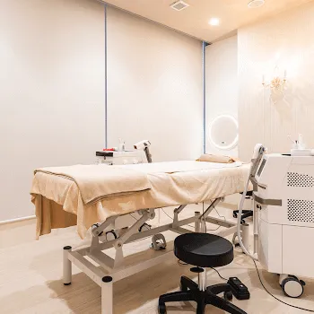 エルムクリニック 大阪院のジャルプロスーパーハイドロを受ける施術室