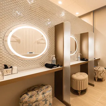 エルムクリニック 大阪院のジャルプロスーパーハイドロを受けた後のパウダールーム