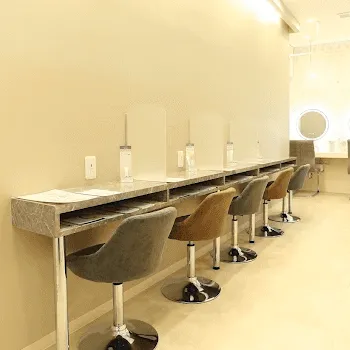 DEW CLINICのリズネを受ける前の待合室