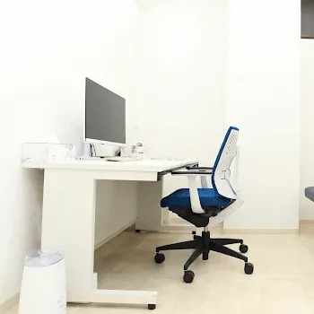 DEW CLINICのリズネを受ける前の診察室