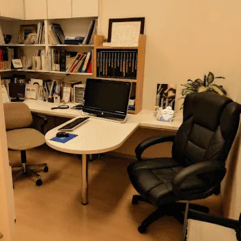 ツツイ美容外科・美容皮膚科のリズネを受ける前の診察室