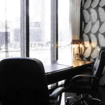 大阪梅田皮フ科スキンクリニックのリズネを受ける前の診察室