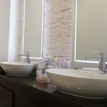 東京美容外科 大阪1院のミラドライを受けた後のパウダールーム