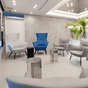 プライベートスキンクリニックのミラドライを受ける前の待合室