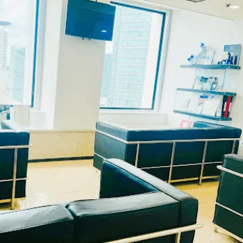 共立美容外科 大阪2院のフォトフェイシャルを受ける前の待合室