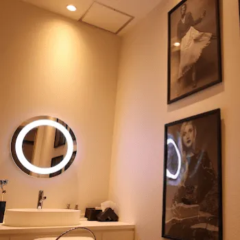 大阪TAクリニックのフォトフェイシャルを受けた後のパウダールーム