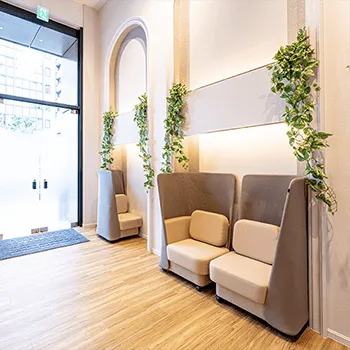 AZ BEAUTY CLINICのプロファイロを受ける前の待合室