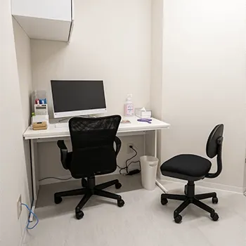 ルラ美容クリニック 大阪2院のプロファイロを受ける前のカウンセリングルーム