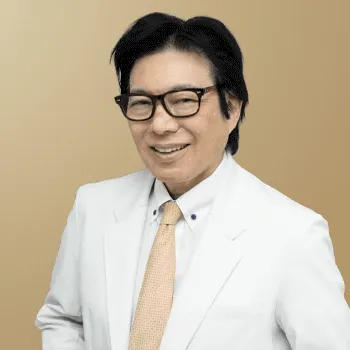 共立美容外科 札幌院のケミカルピーリングを担当する医師